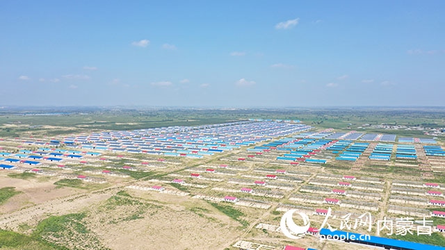科右中旗被列入全國肉牛全產業(yè)鏈典型縣，入選國家級現(xiàn)代產業(yè)園創(chuàng)建名單。（科右中旗委宣傳部提供）