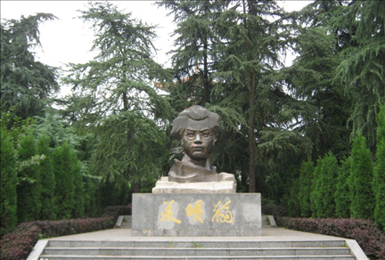 湖南衡陽市西湖公園內的夏明翰雕像