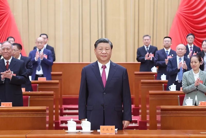 △2023年10月9日，中國工會第十八次全國代表大會在北京人民大會堂開幕。習(xí)近平總書記到會祝賀。