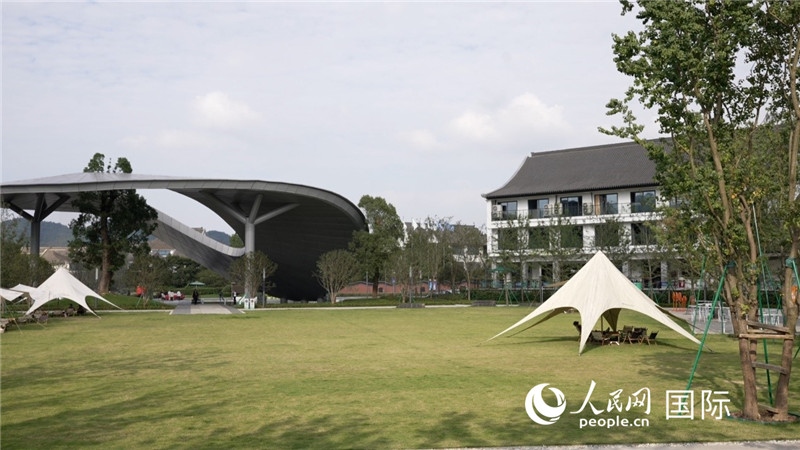安吉露營地。人民網(wǎng) 彭昱凱攝
