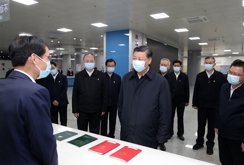 2021年3月23日，習(xí)近平在福建三明沙縣農(nóng)村產(chǎn)權(quán)交易中心考察。