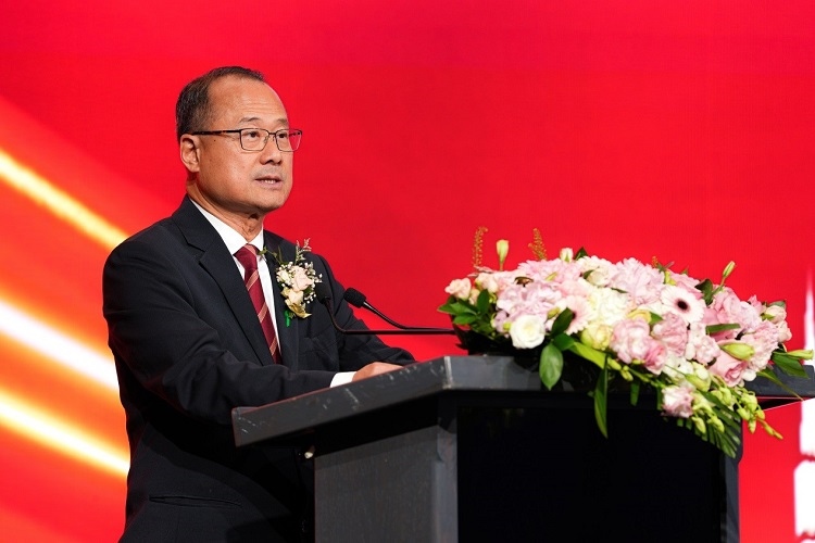 第十四屆全國政協(xié)常委、香港中華總商會會長蔡冠深致辭。阿聯(lián)酋中華工商總會供圖
