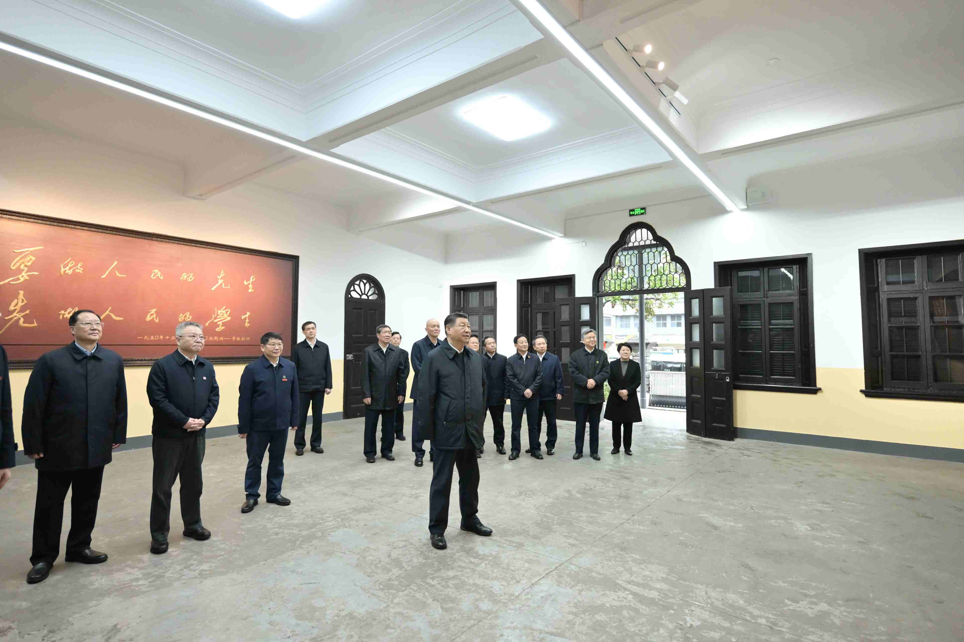 3月18日，習近平總書記在湖南第一師范學院（城南書院校區(qū)）考察。