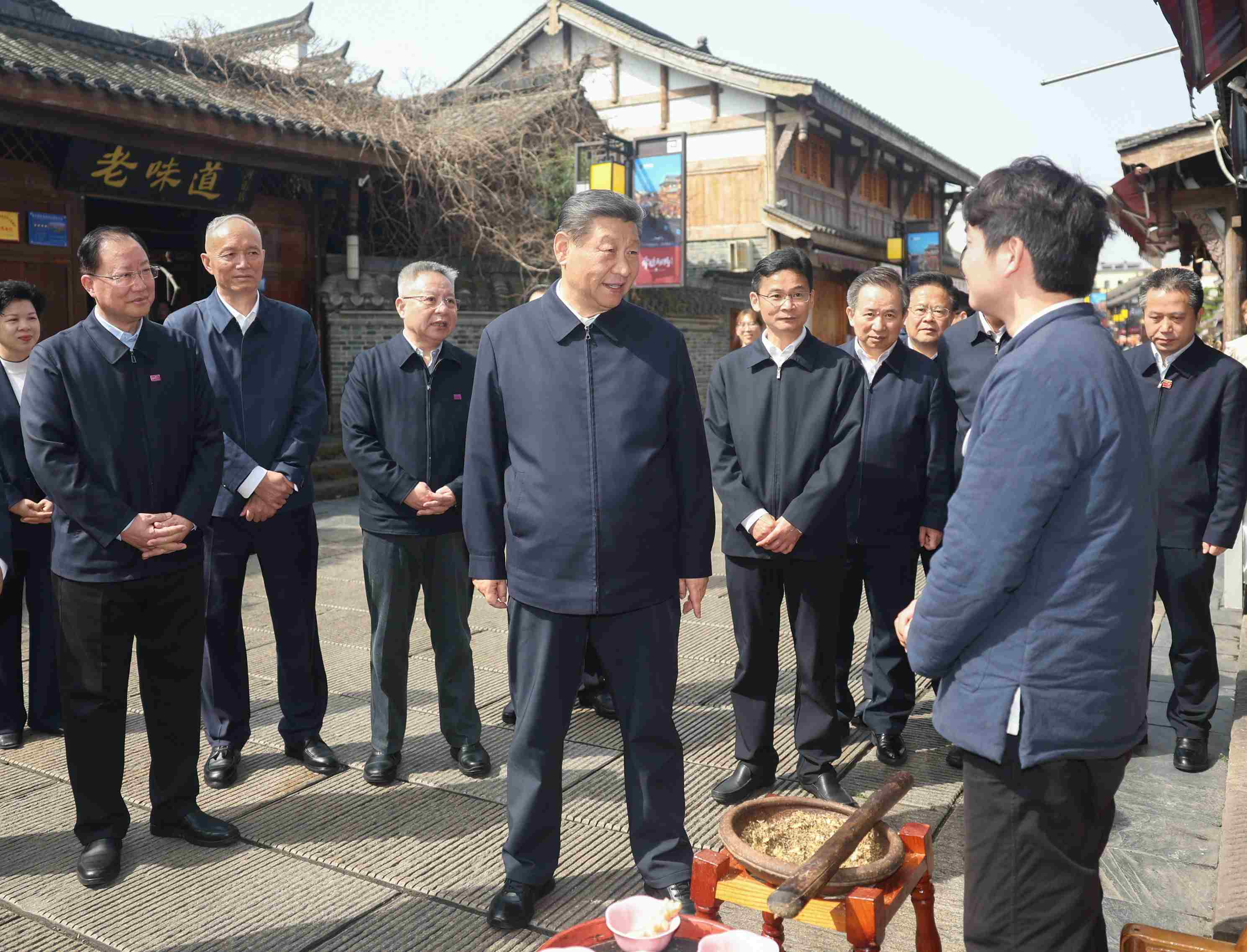 △ 2024年3月19日，習(xí)近平總書記在湖南常德河街考察。