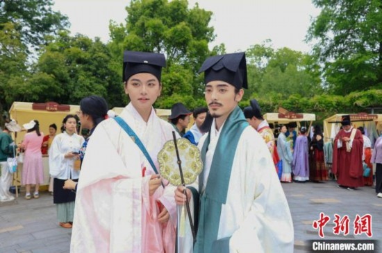 活動(dòng)現(xiàn)場(chǎng)。中國(guó)絲綢博物館 供圖