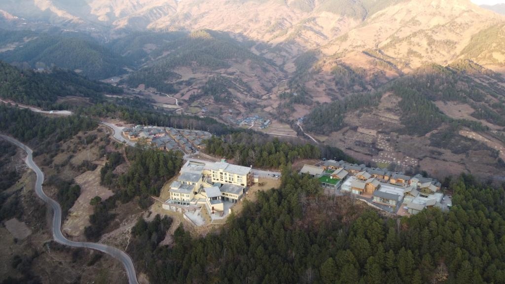 三河村全景（無(wú)人機(jī)照片）。新華社記者 尹恒 攝