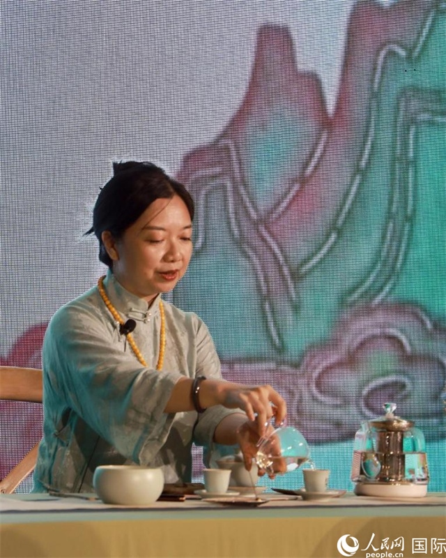 茶藝展示。人民網(wǎng)記者 管克江攝