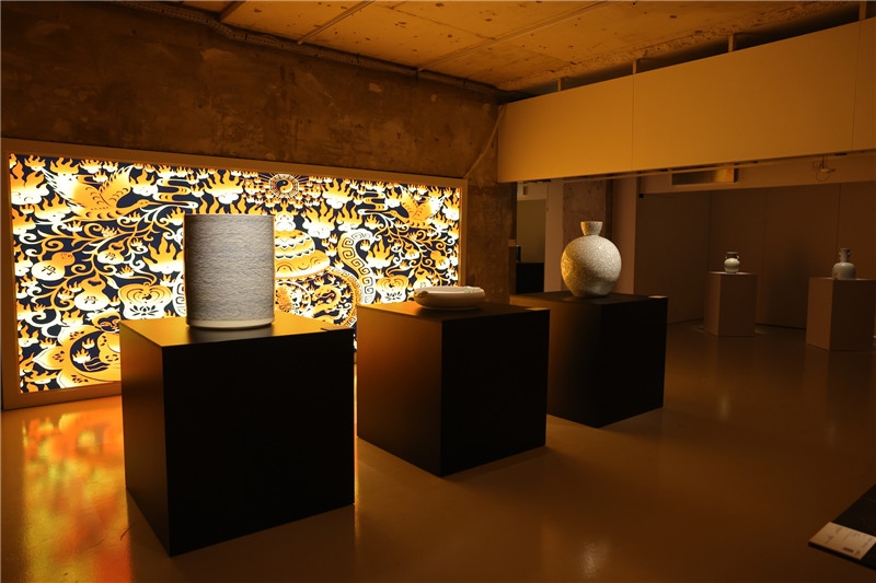 《新生萬物-中國非遺與當代設計展》展廳。陽光媒體集團供圖