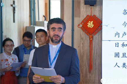 里約天主教大學校長安德森·佩德羅索在活動現(xiàn)場致辭。人民網(wǎng)記者 陳海琪攝