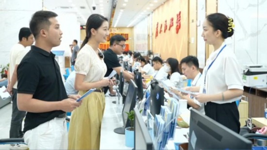 直播現(xiàn)場。海南省營商廳供圖
