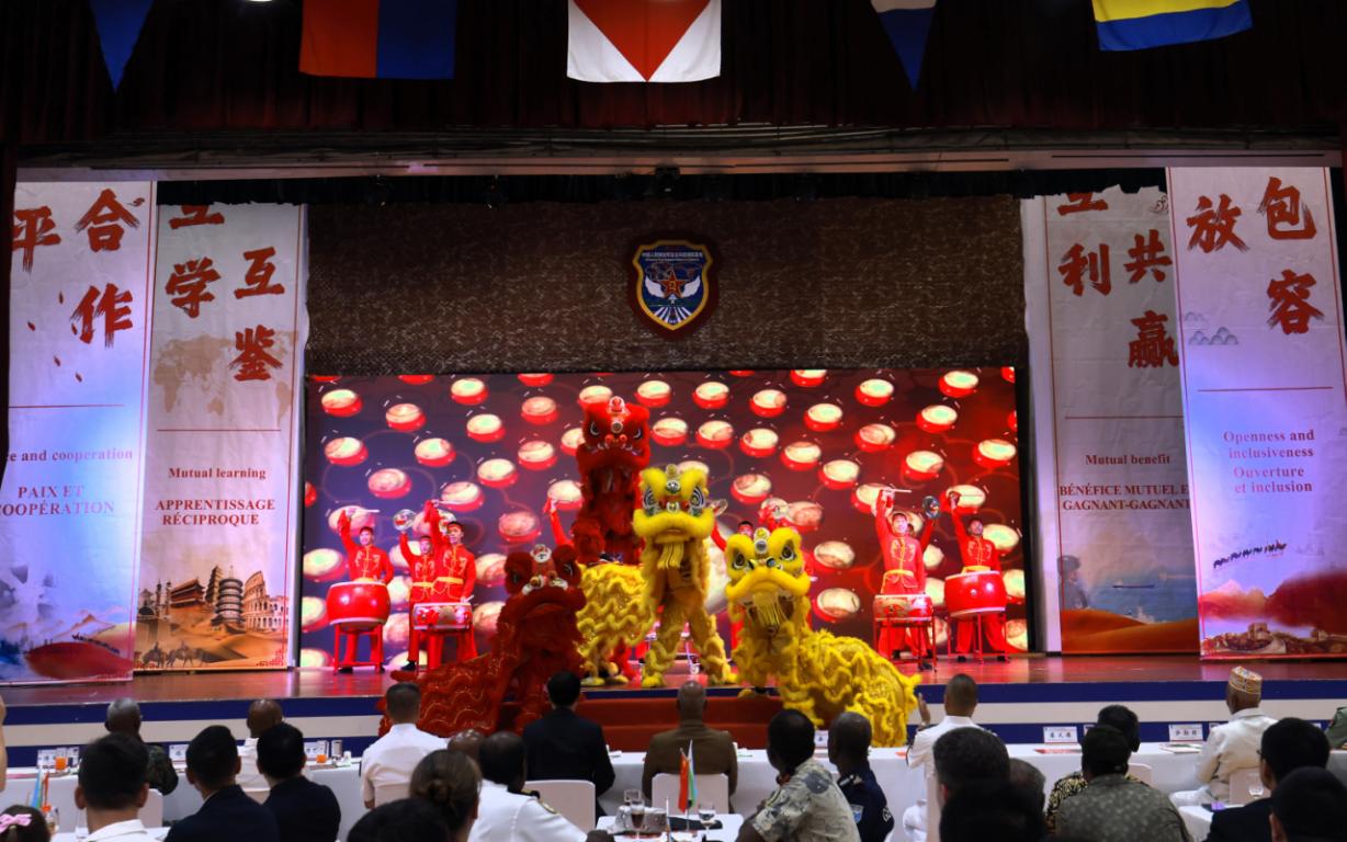 舞獅表演《金獅送福》。主辦方供圖